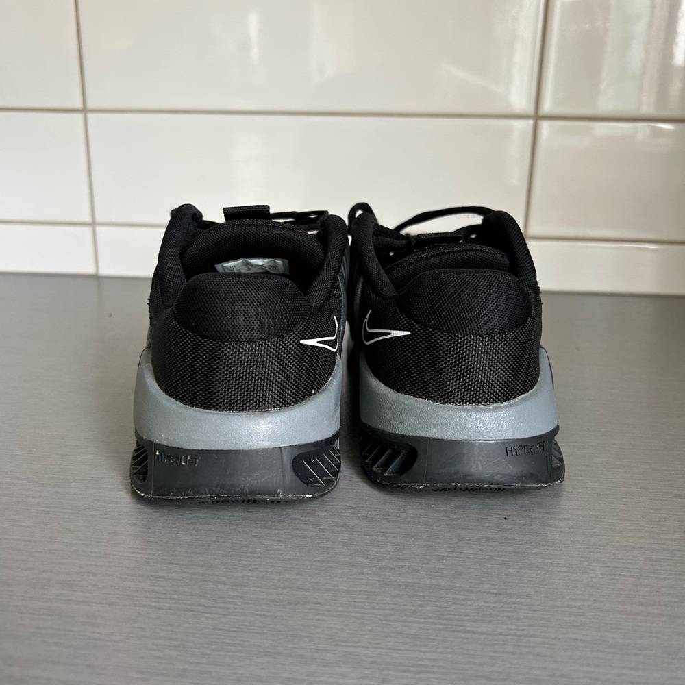 Nike Metcon 9 Black and Gray Athletic Shoes - Picture 4 of 7